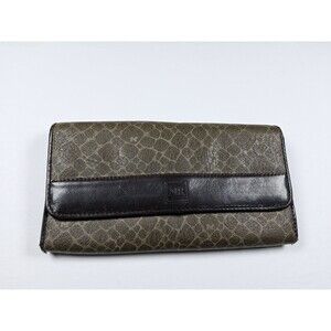 Nina Ricci Accordion Full Size Wallet